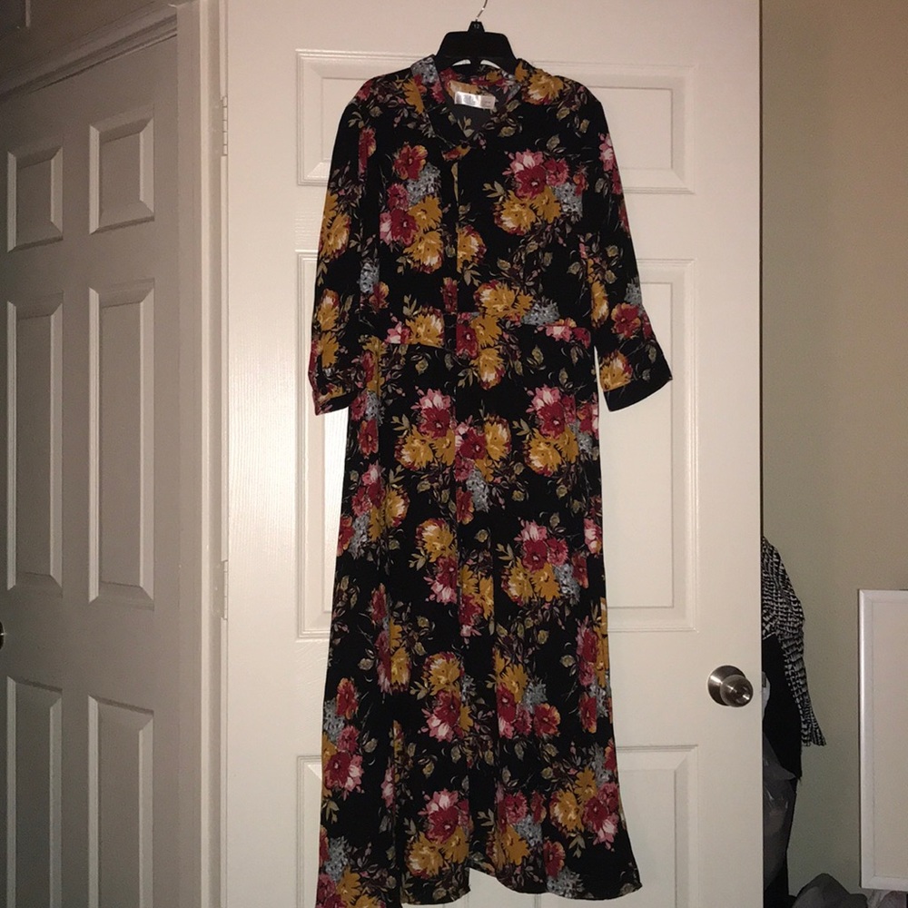 Long Sleeve Button Down Maxi Floral Print Dress